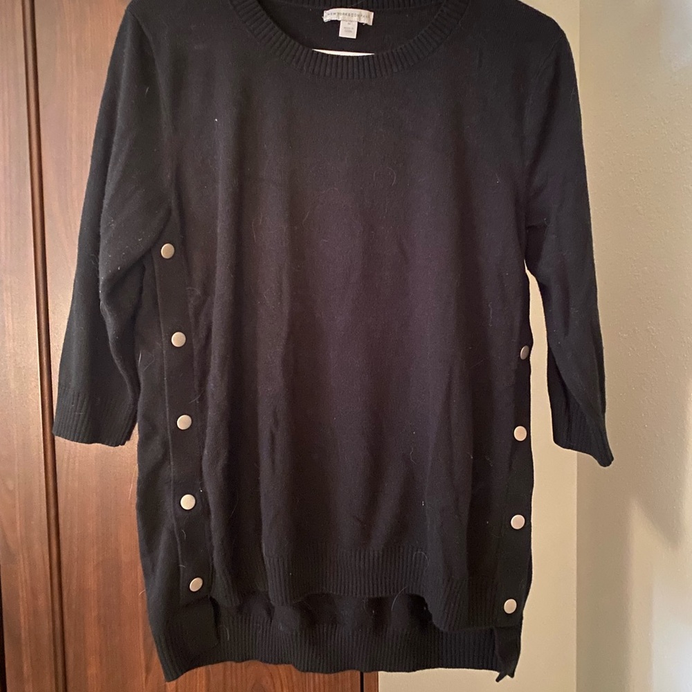 New York and Company sweater